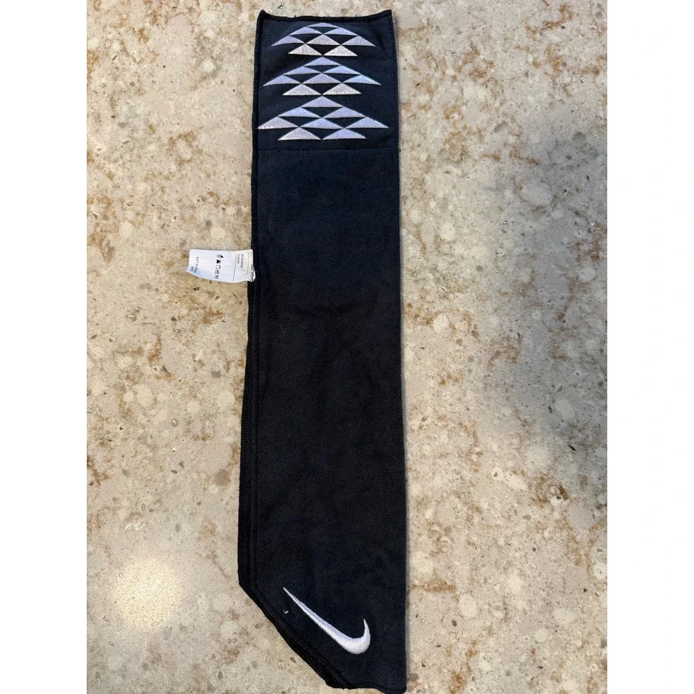 Nike Black Fleece Neck Warmer Wrap Silver Geometric Swoosh